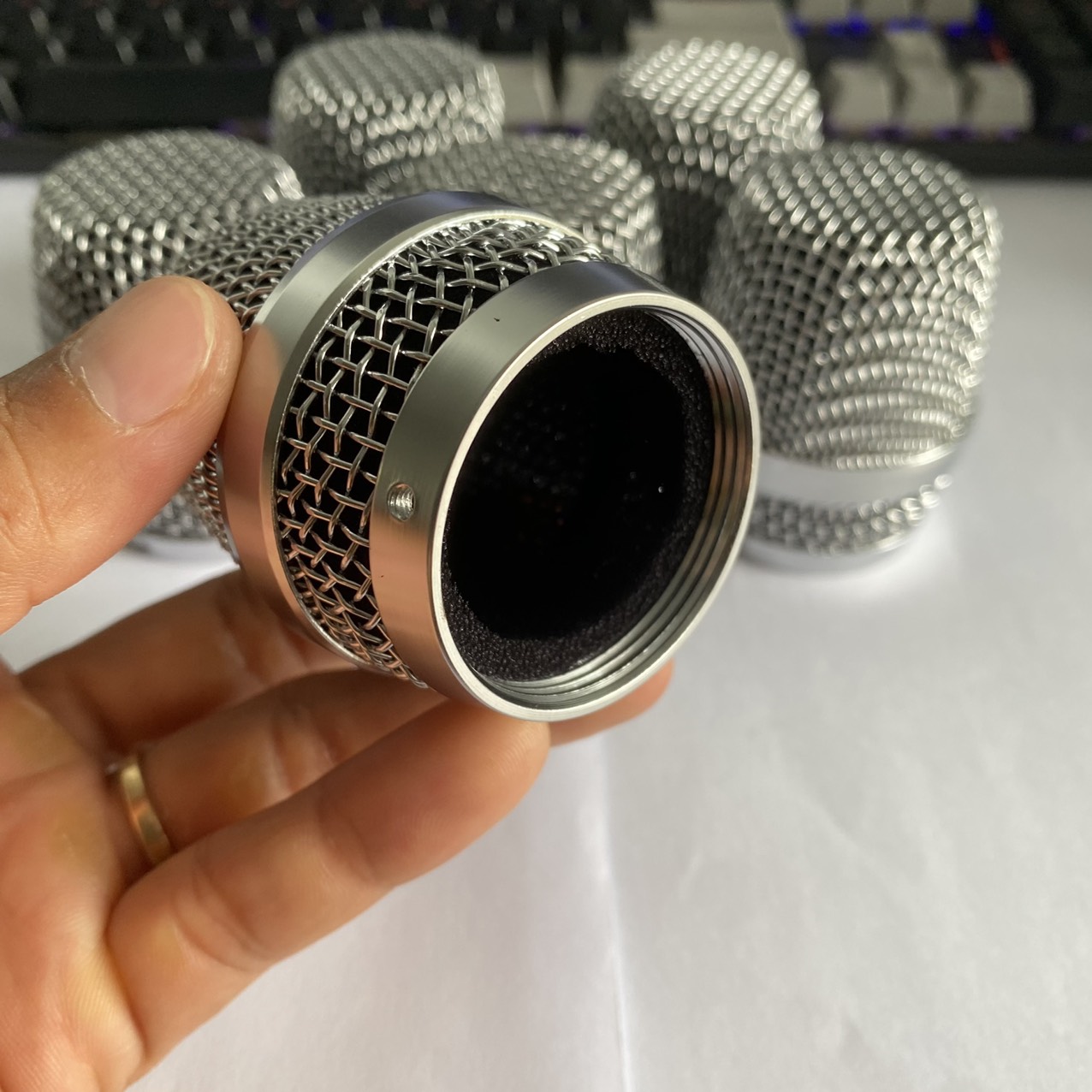 Rọ Micro Kim Loại Bọc Đầu Micro ( giá 1 cái )