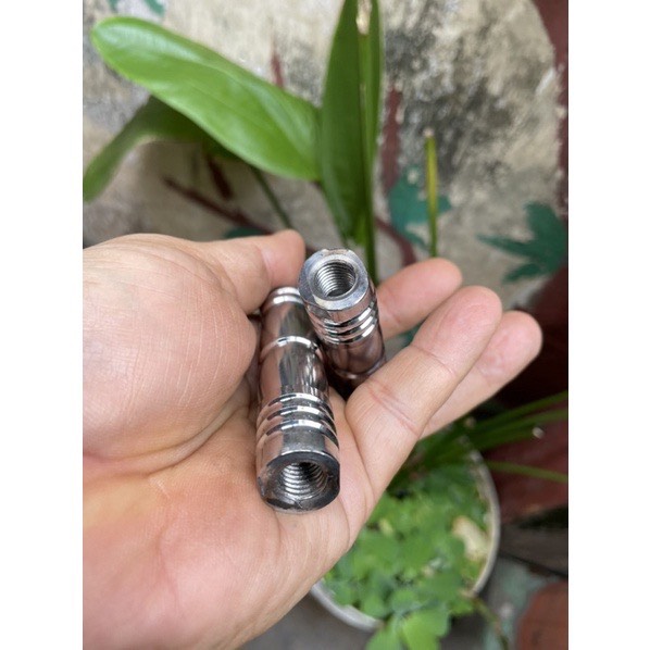 GÁC CHÂN SAU GẮN CUB 81 CUB 82