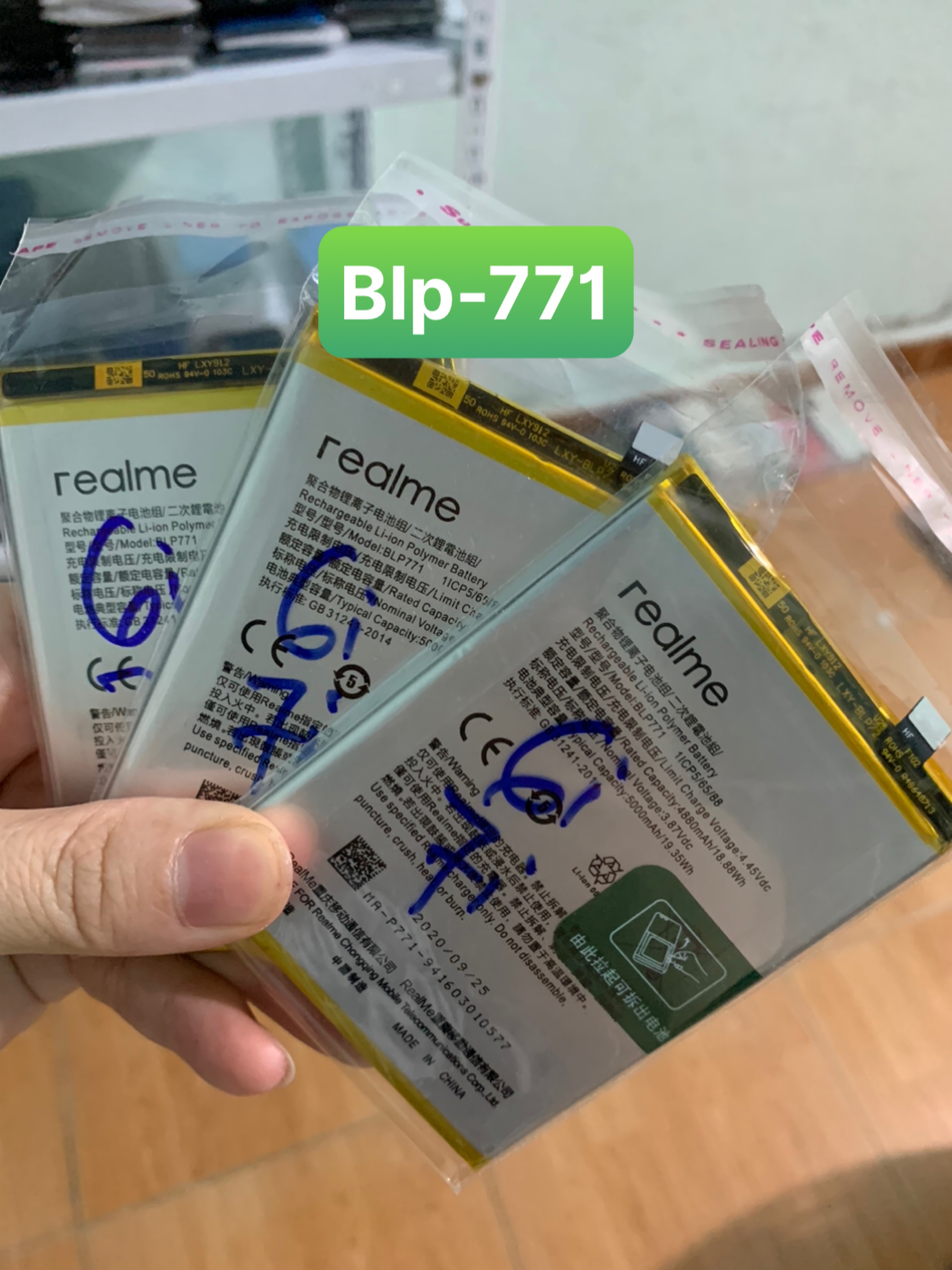 pin realme blp771