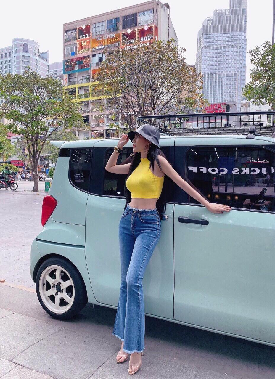 Áo thun body croptop ba lỗ ngược cổ cao