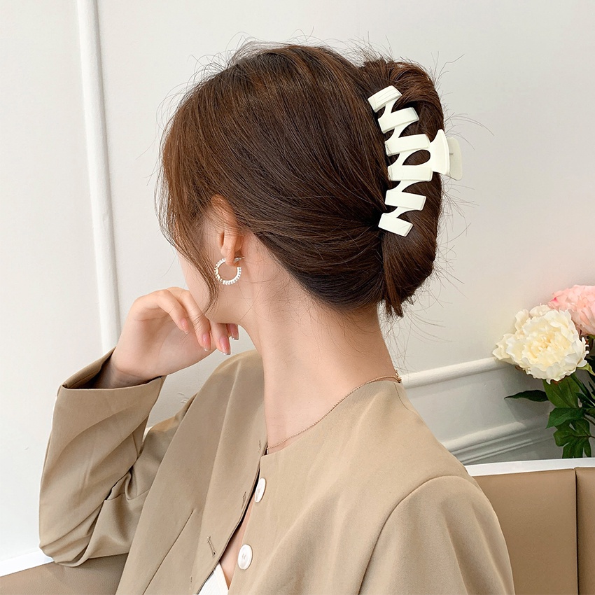 Kẹp tóc hình vây cá mập cỡ lớn thiết kế mới Hàn Quốc LOUXI