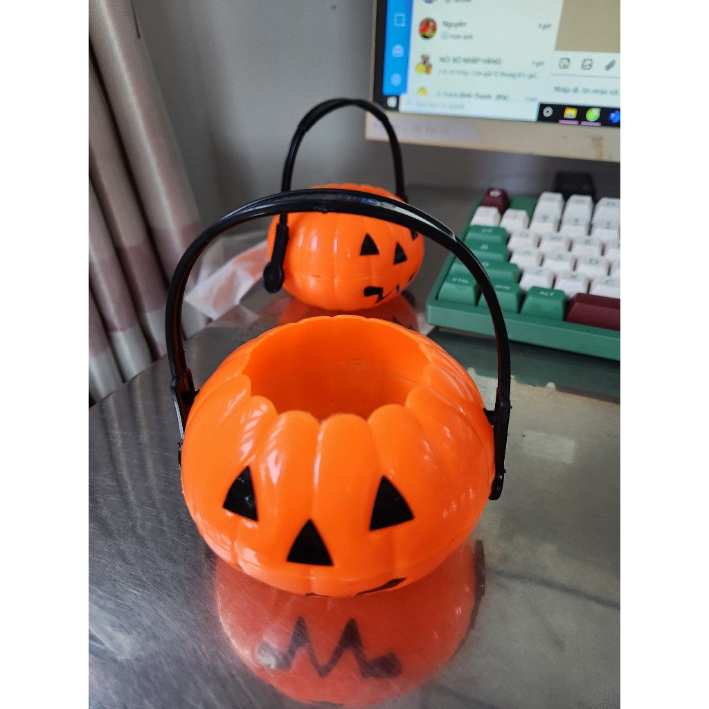 Đồ chơi trang trí haloween- quả bí kỳ quái trang trí haloween