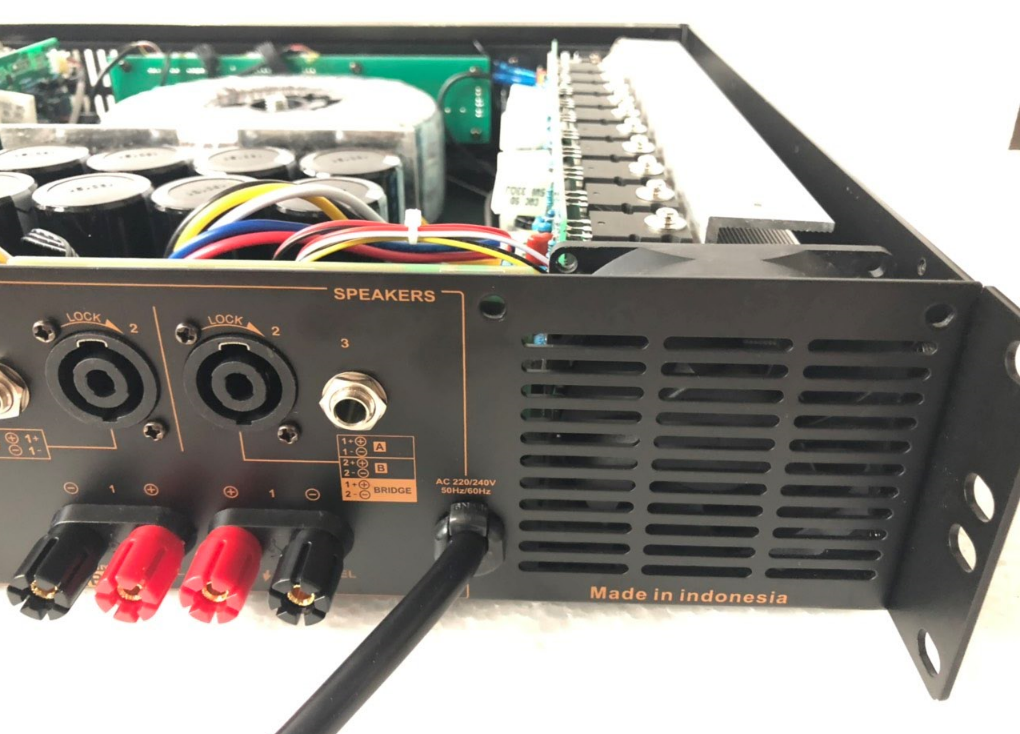 Cục đẩy công suất Yamaha P9500S 40 sò lớn