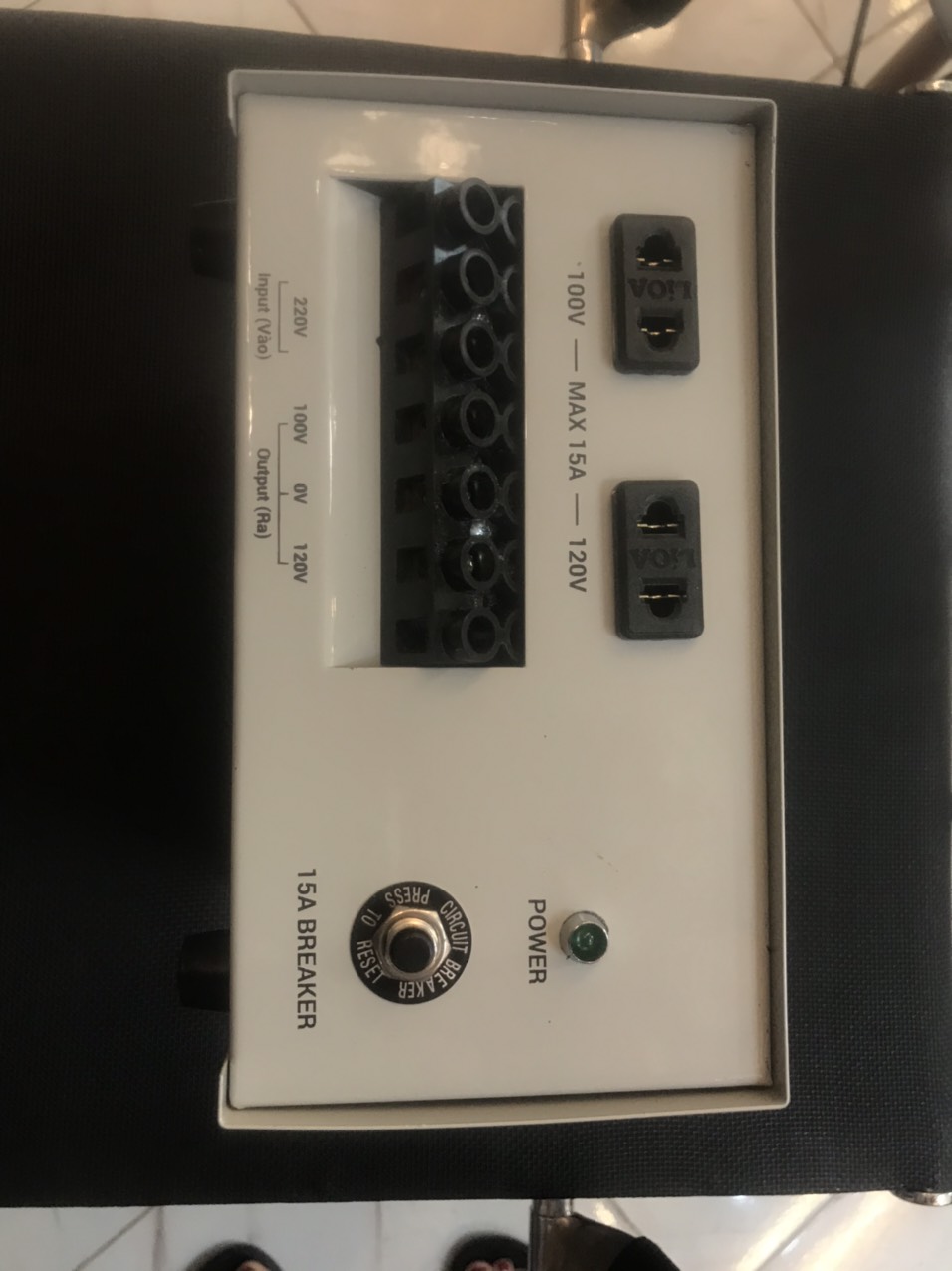 Biến áp đổi nguồn hạ áp Lioa 3000VA, đầu ra 100v