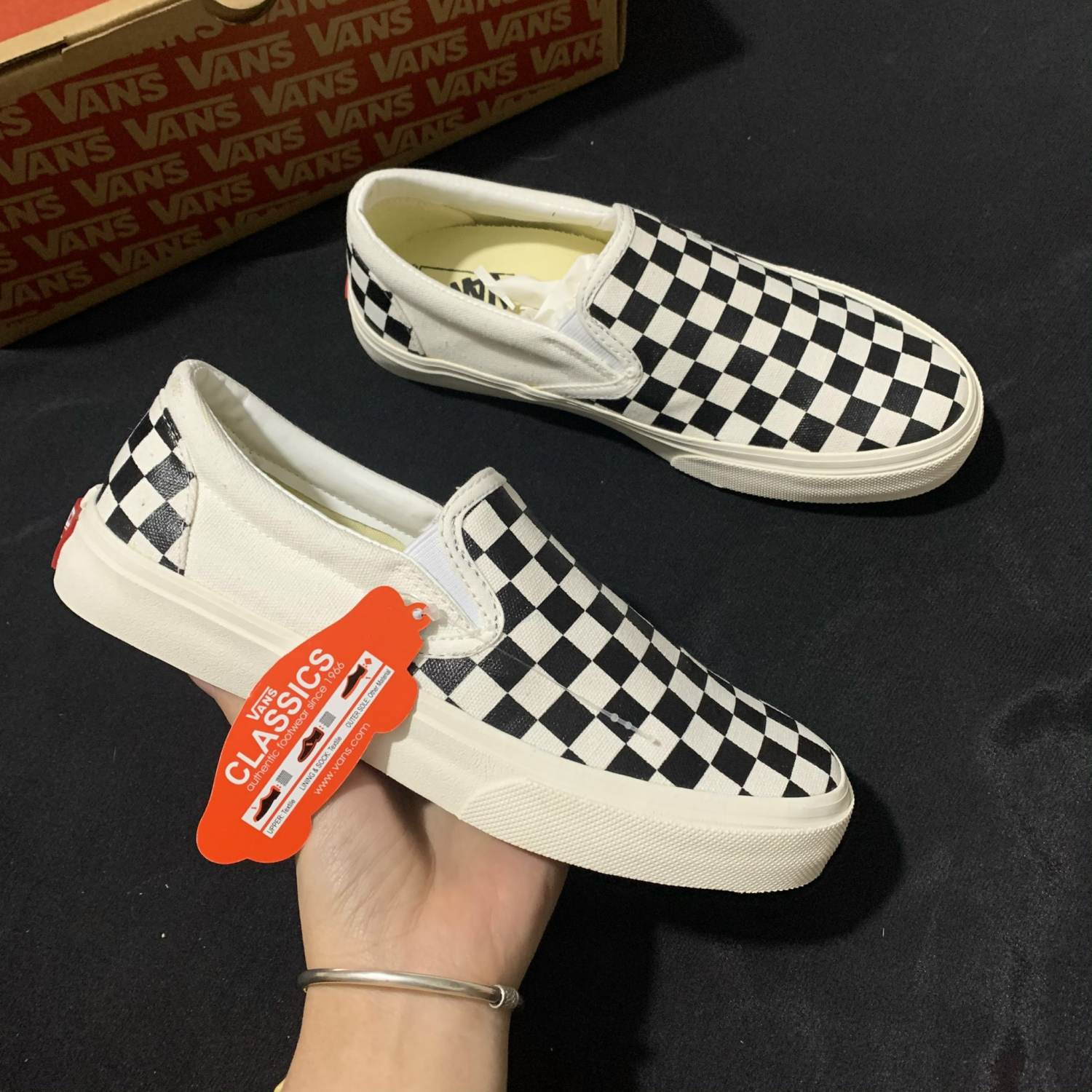 Giày thể thao Vans lười caro