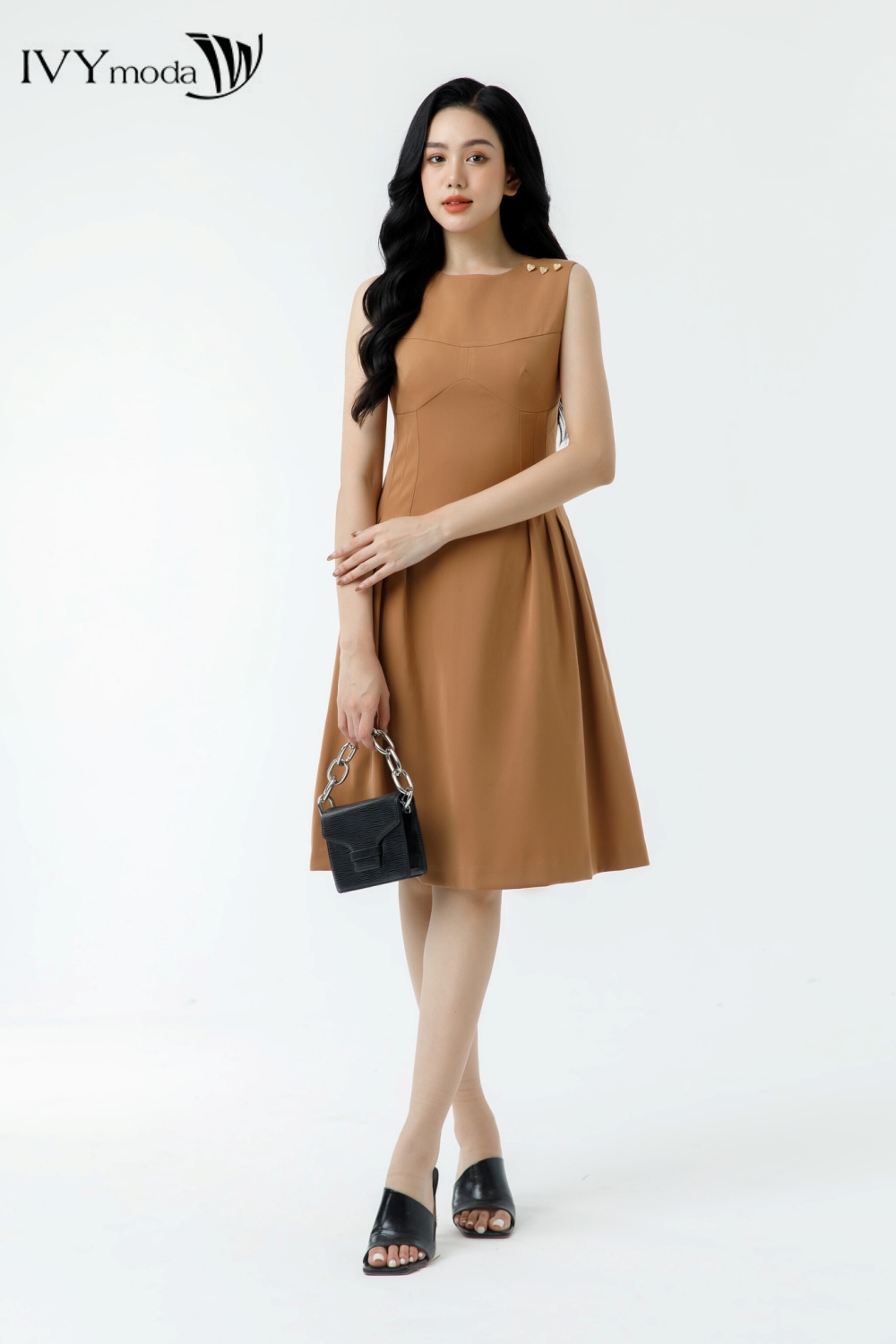 Đầm xòe vai phối phụ kiện IVY moda MS 41B9178