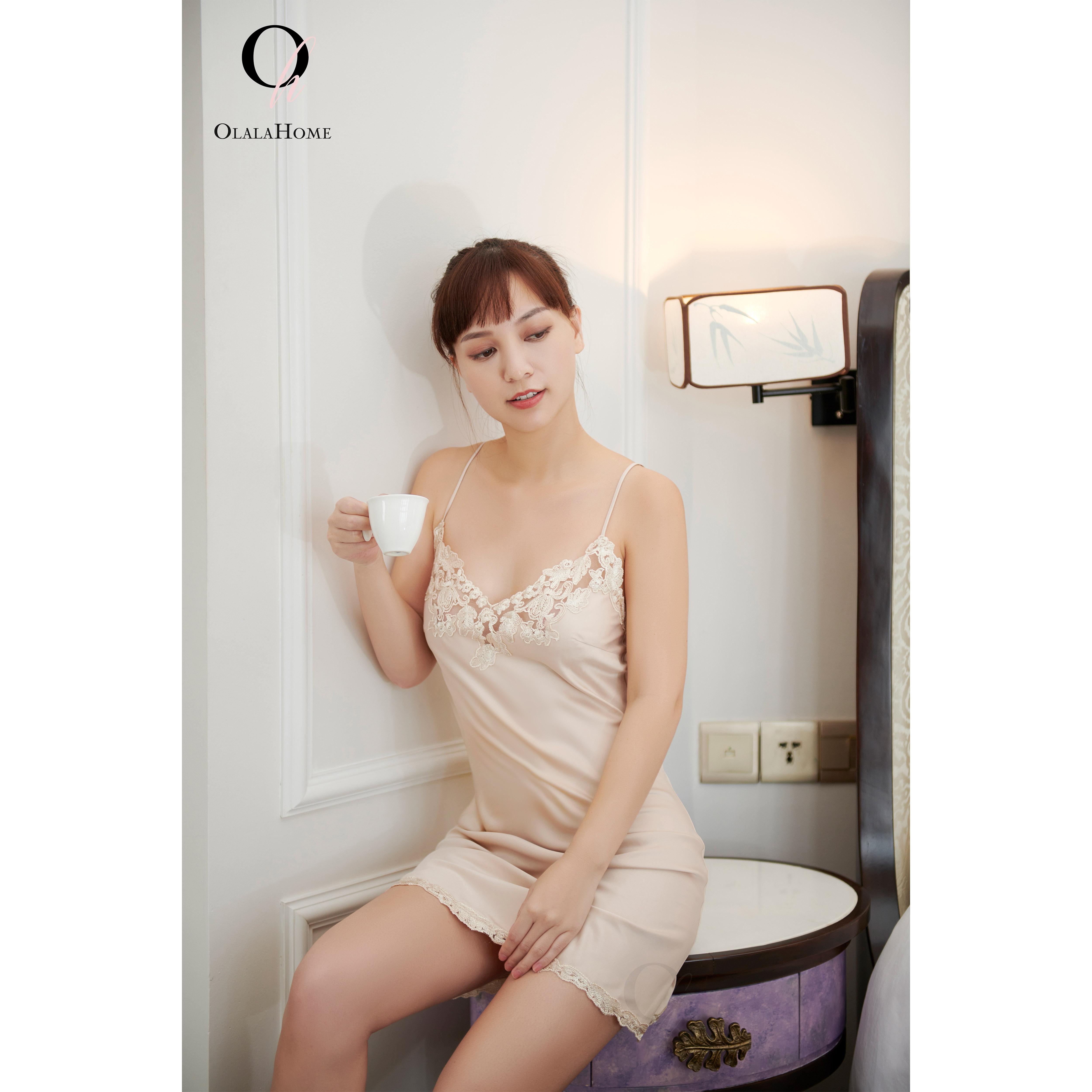 Đầm ngủ màu nude - ELEGANT OLALA Home