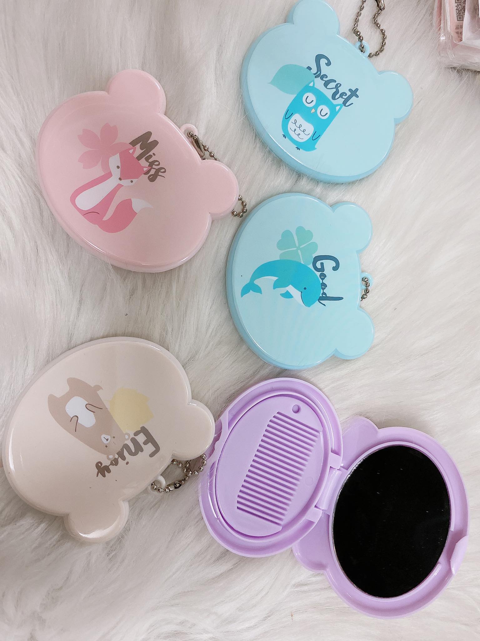 [HCM]Bộ gương lược móc treo