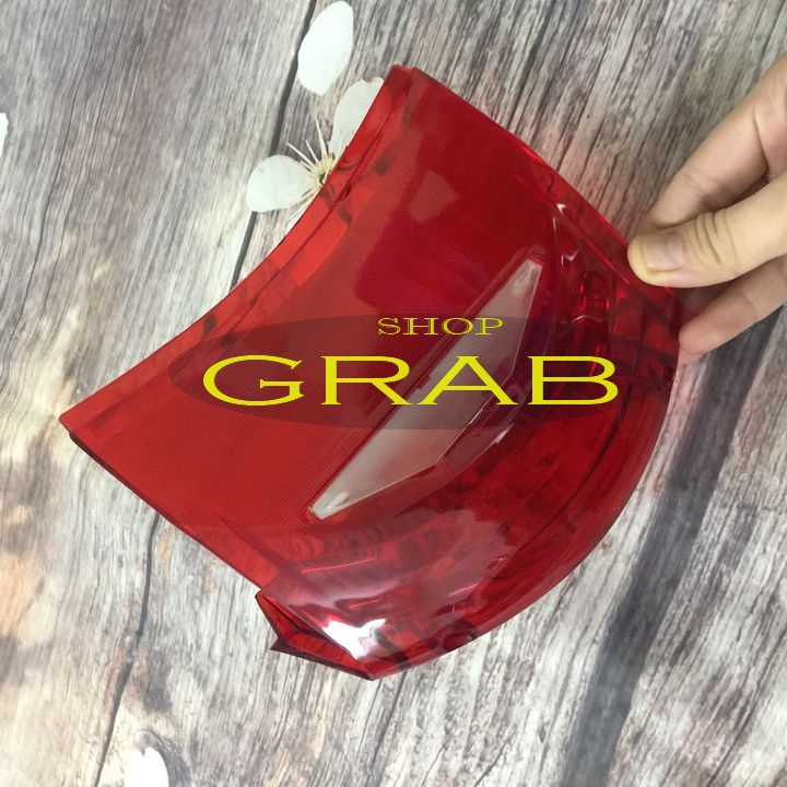 Nắp đèn hậu xe A còng 150