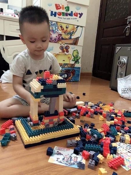 BỘ LEGO 520 CHI TIẾT