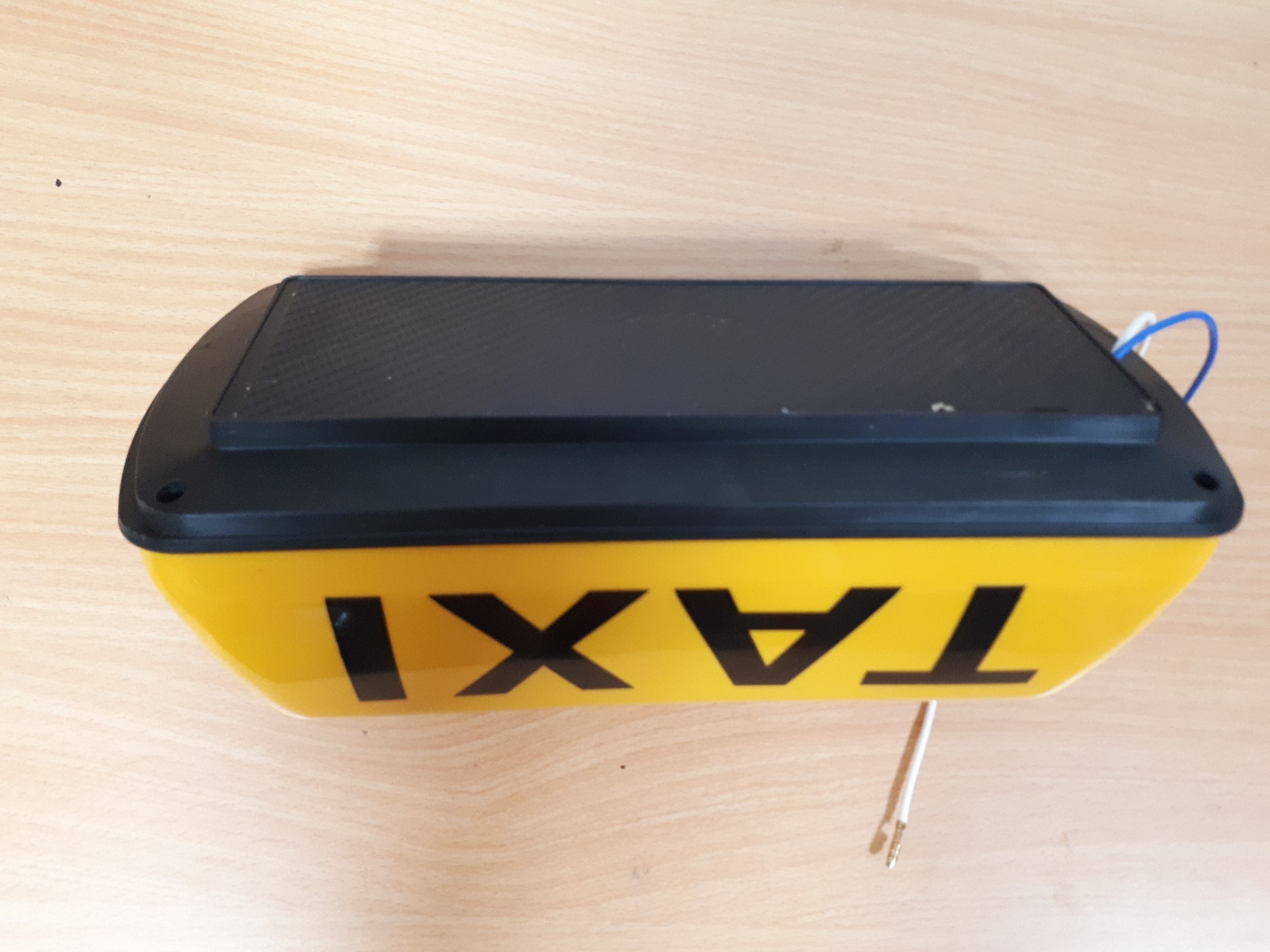 Mào Taxi VÀNG Có Đèn Đế Nam Châm