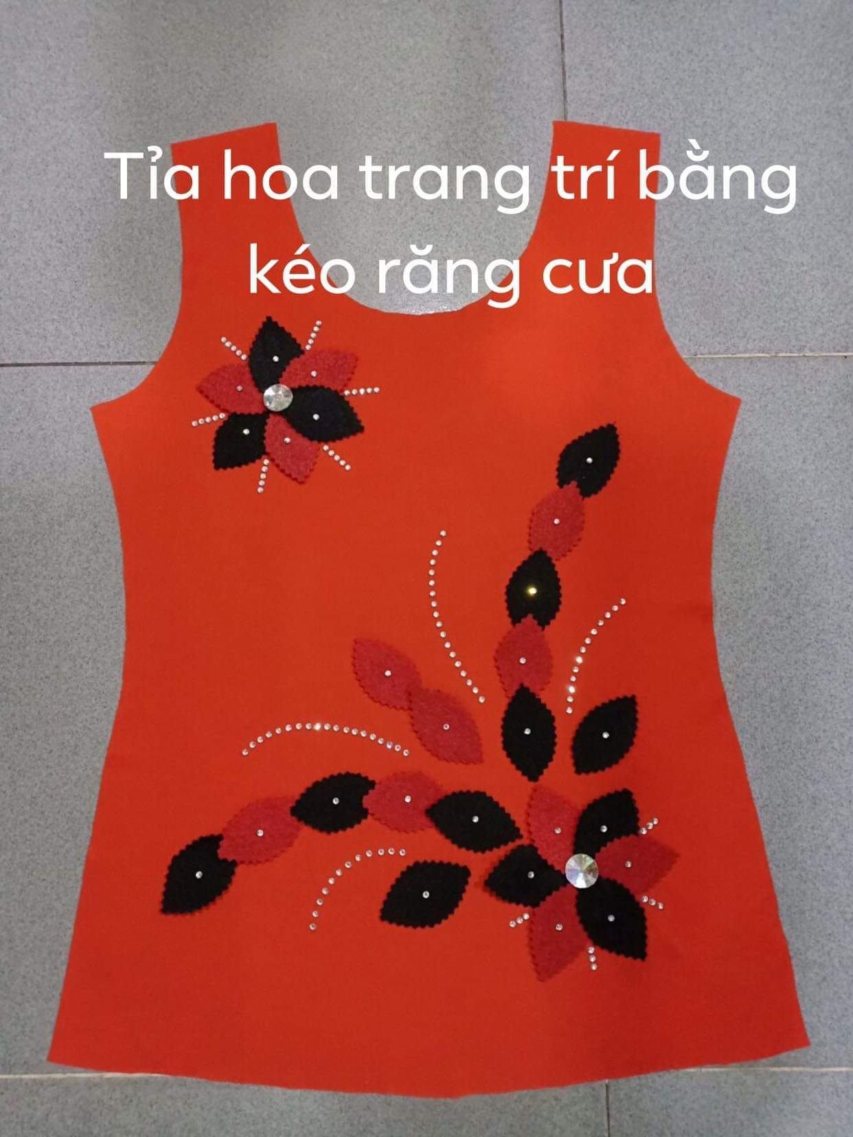 Kéo răng cưa cao cấp hộp đỏ