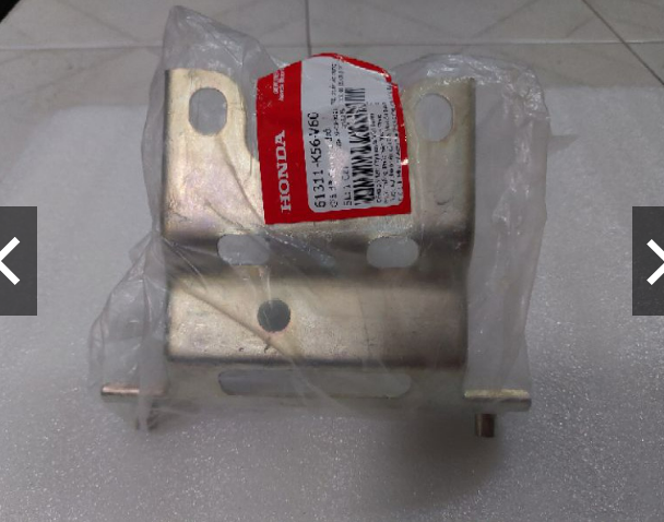 Bát giữ pha đèn trước Honda winner X (61311-K56)