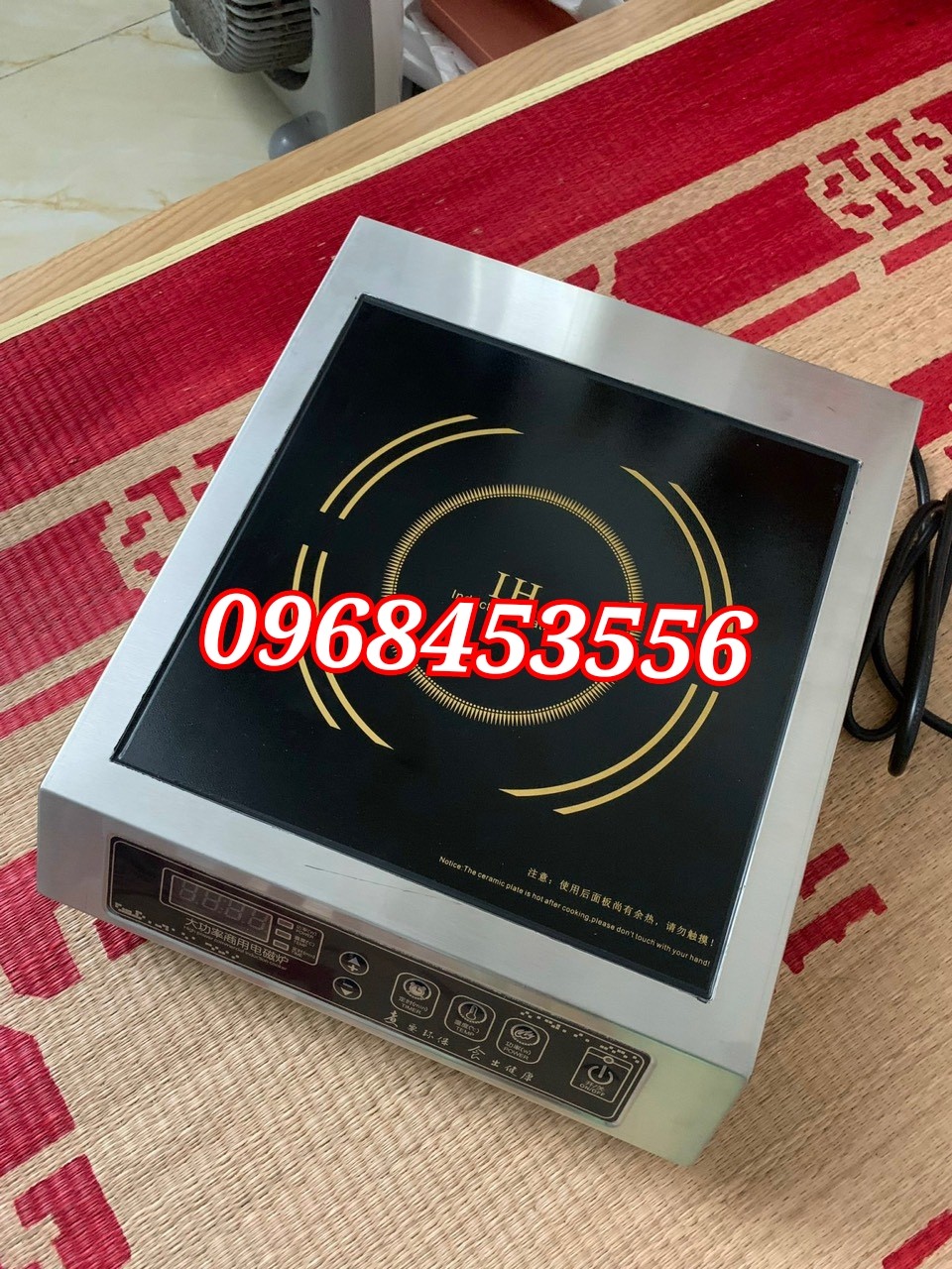Bếp từ công nghiệp Fest 3500W