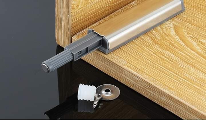 DỤNG CỤ NHẤN-MỞ, HÍT CÁNH TỦ NAM CHÂM INOX