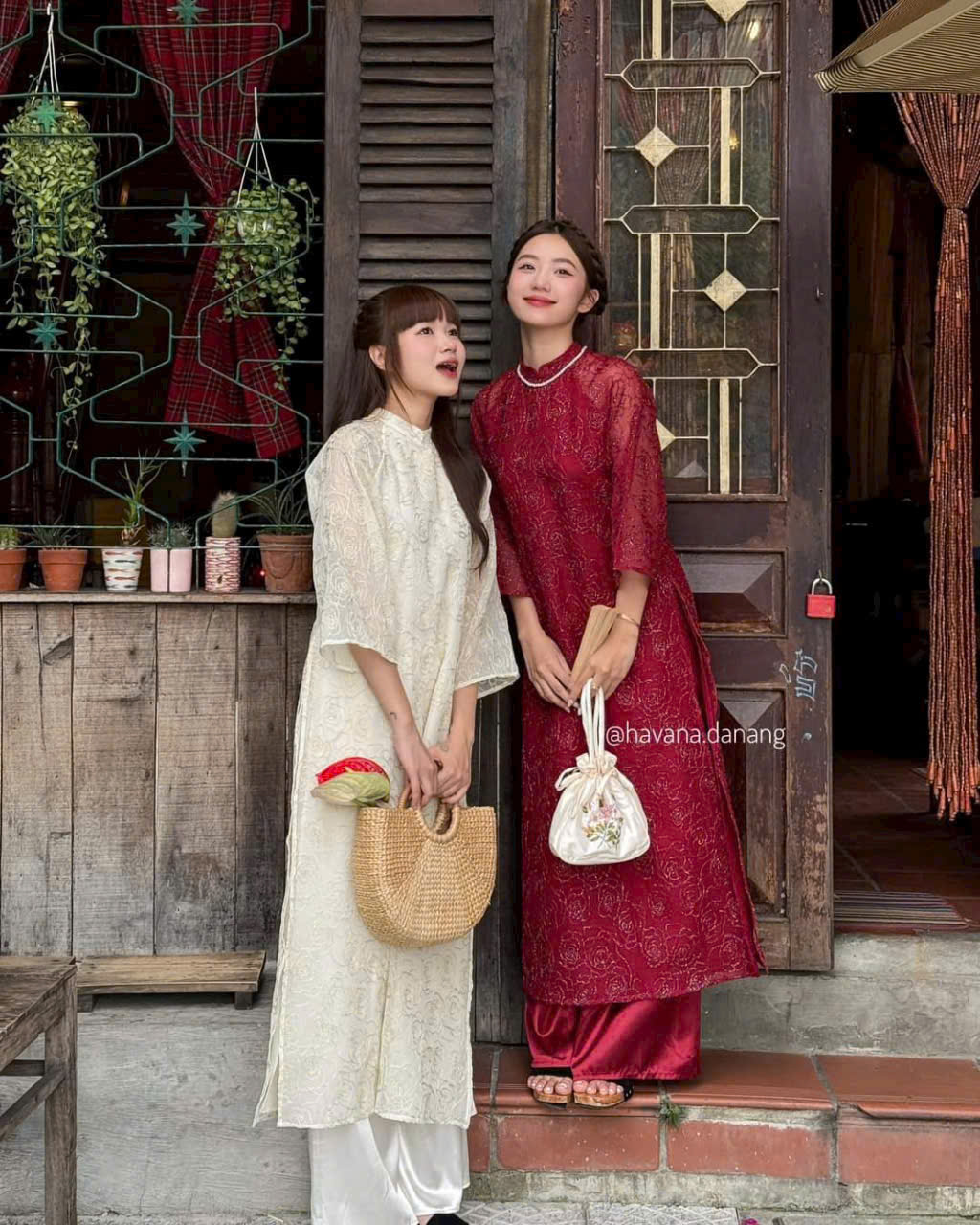 Sét ÁO DÀI cách tân vải tơ kim tuyến 4 tà cổ trụ tay lỡ ống loe mix quần tuyết nhung cực đẹp mặc TẾT