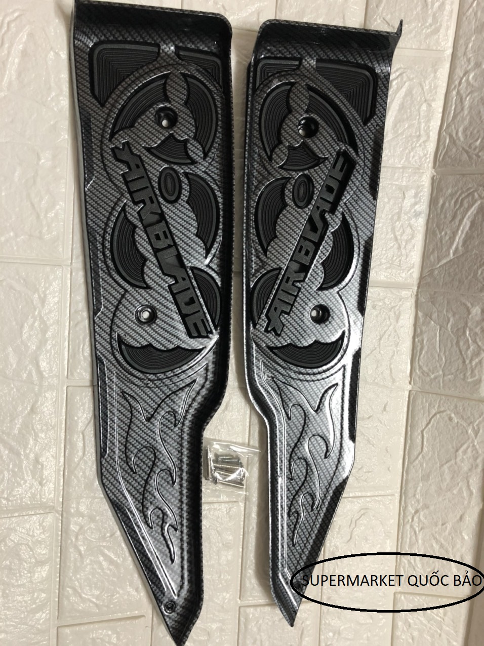 Thảm lót chân cacbon cho xe AirBlade 2020-2021 ( 125 - 150 ) SUPERMARKET QUỐC BẢO