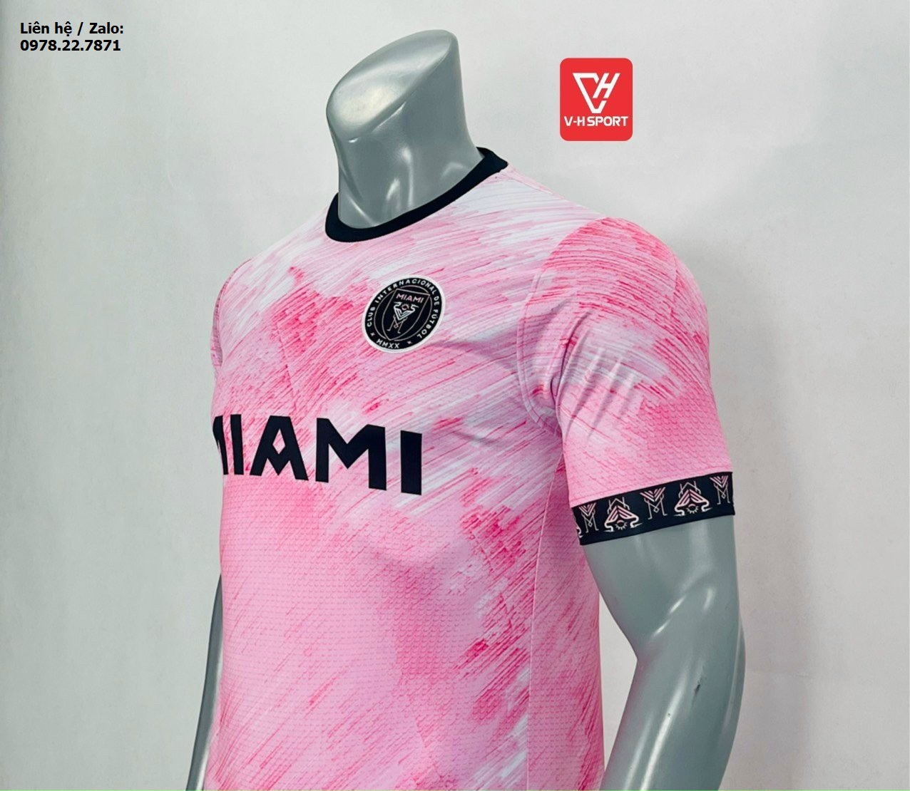 Siêu Phẩm Bộ Quần Áo Bóng Đá Miami Hồng