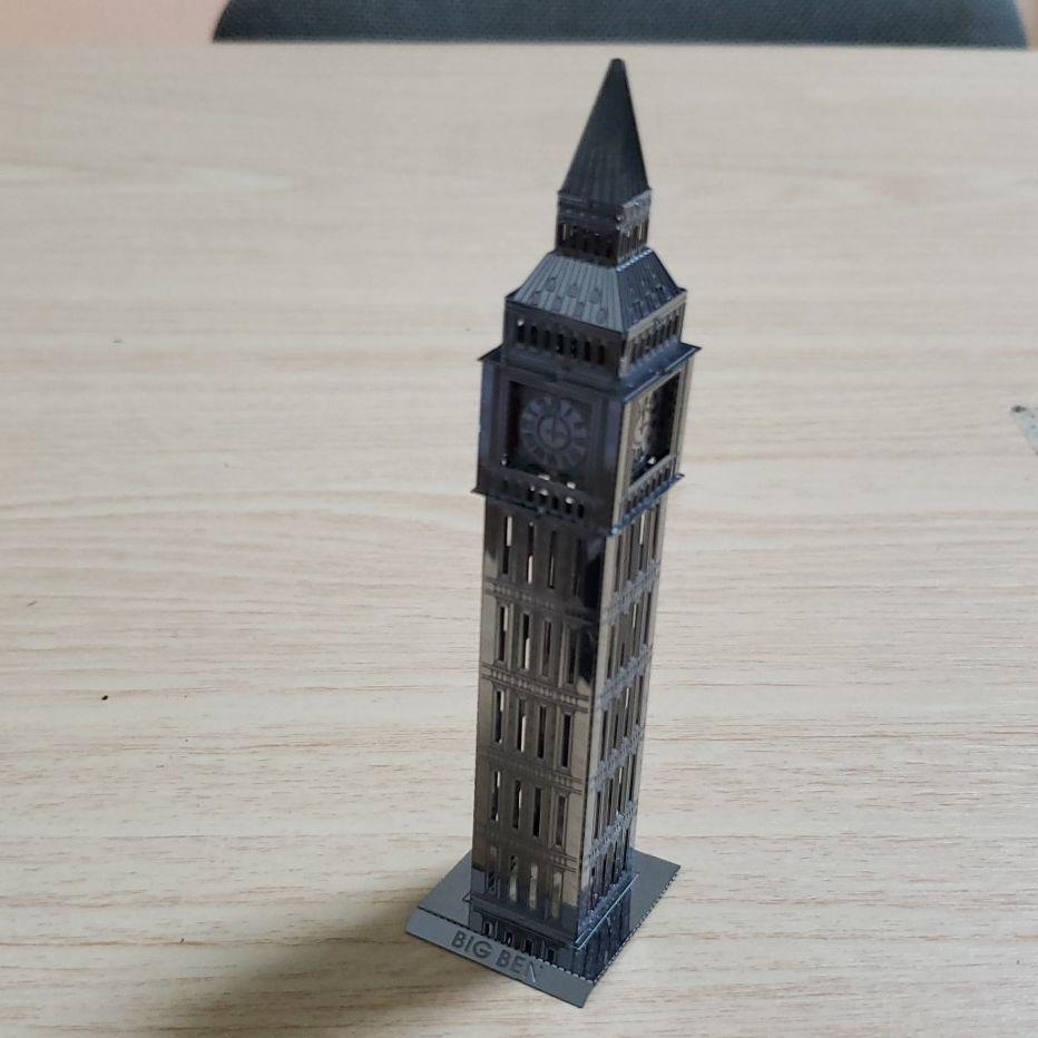 Mô Hình 3D Kim Loại Lắp Ráp Tháp Đồng Hồ Big Ben [Chưa Lắp]
