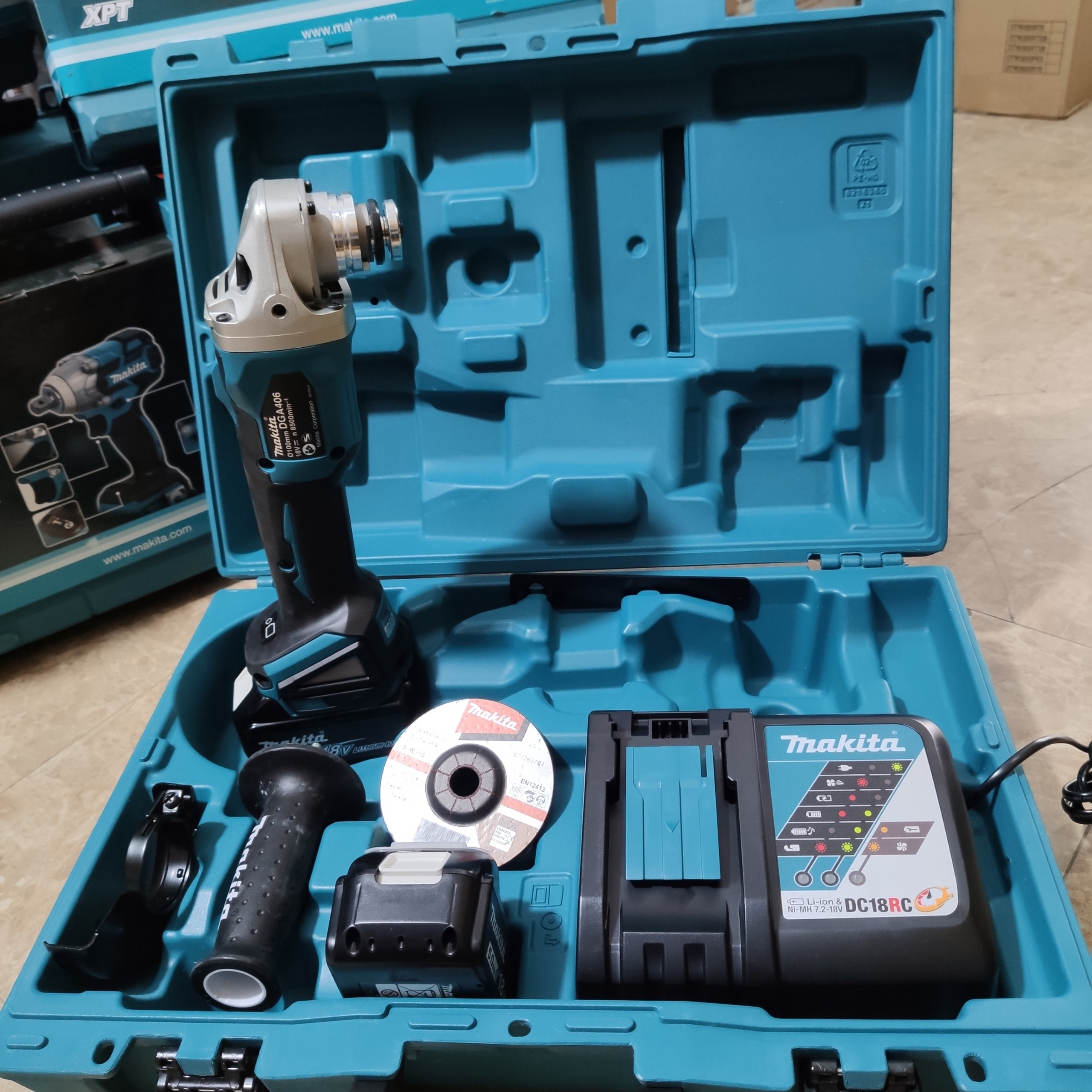 Máy mài góc dùng pin Makita DGA406RTE