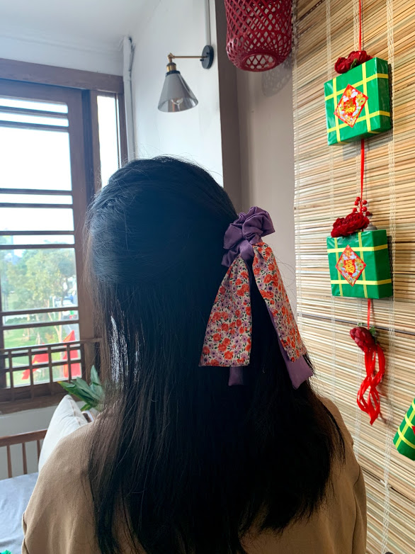Dây cột tóc pelta scrunchies nơ dài tím mộng mơ