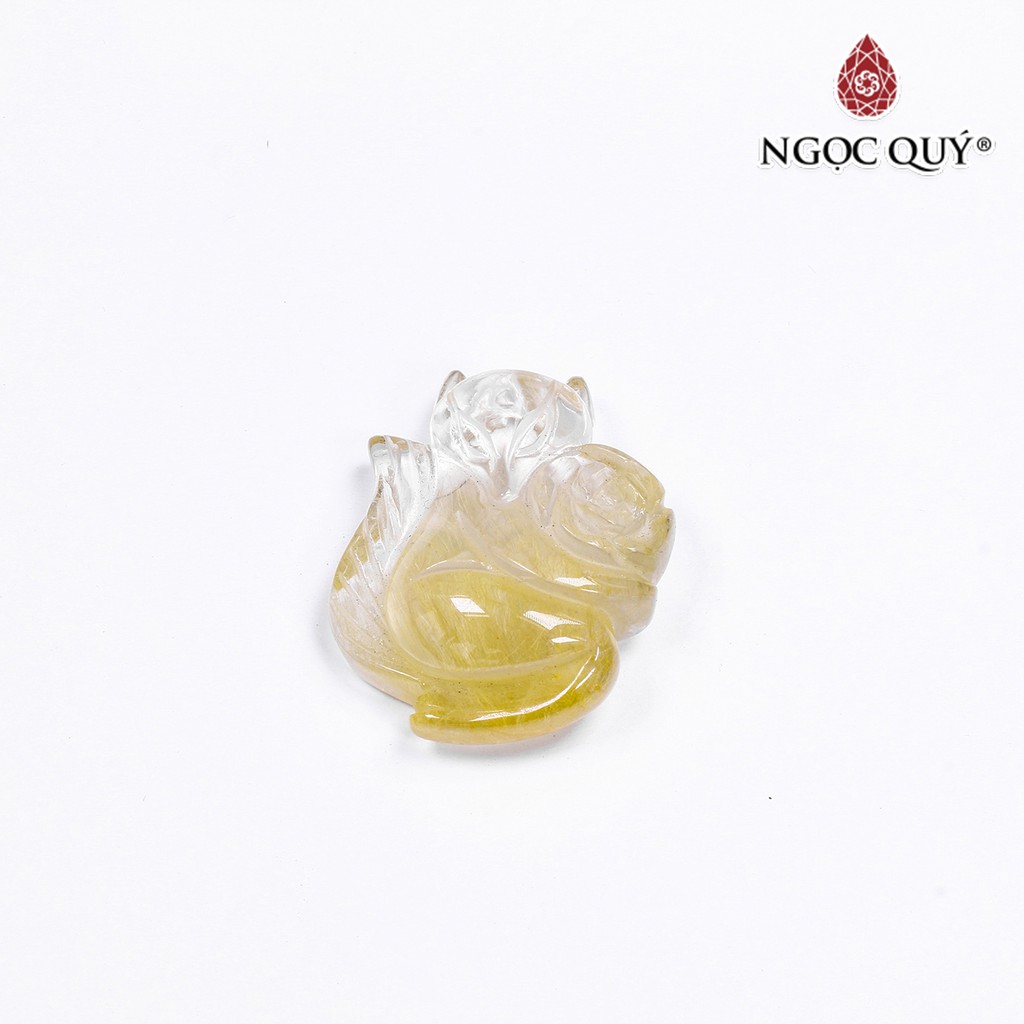 Mặt dây chuyền hồ ly thạch anh tóc vàng 31.5x26.7mm - ngọc quý