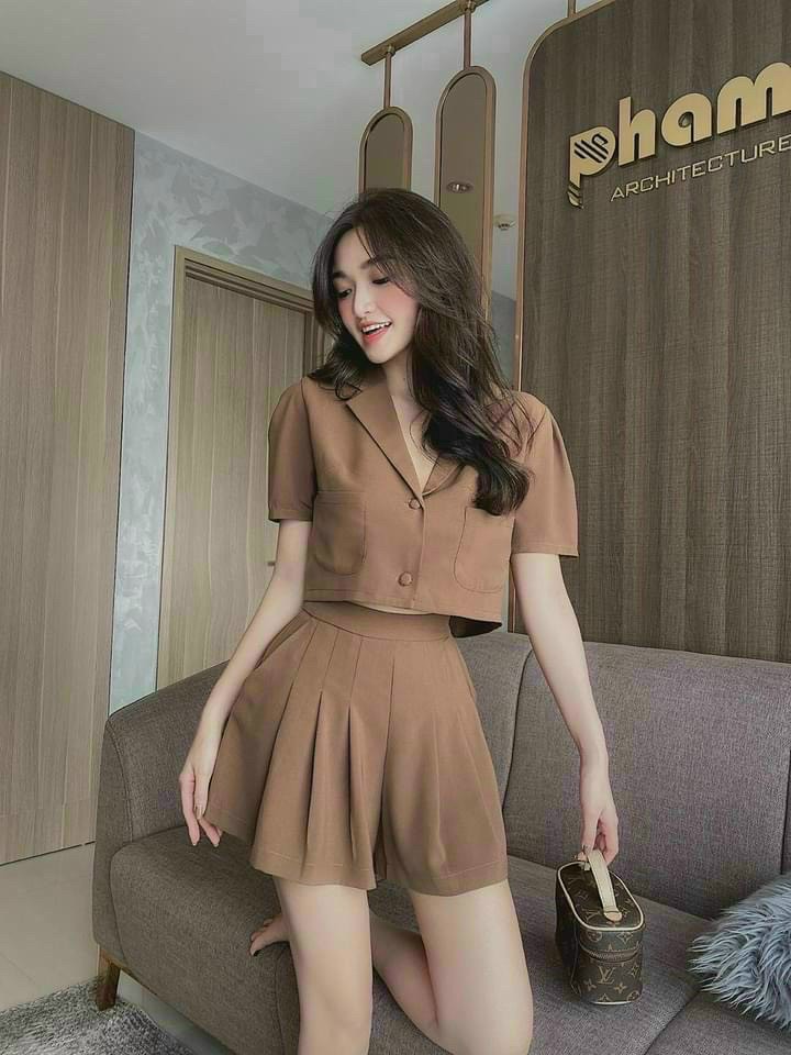 SÉT TUYẾT MƯA ÁO VÉT DÂY CHÉO EO CHÂN VÁY XINH LUNG LINH DX22