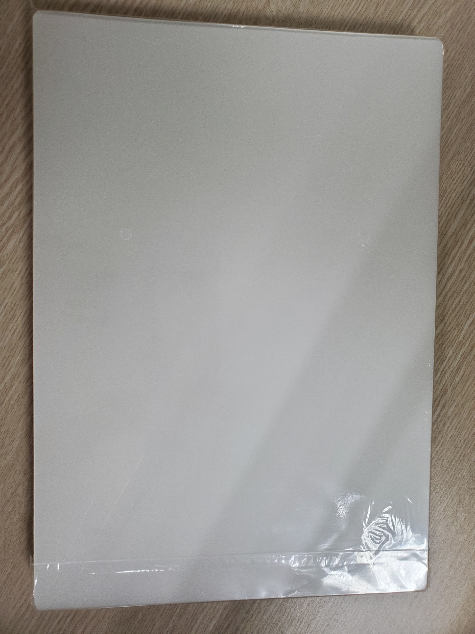 GIẤY ÉP PLASTIC A4 125MIC YIDU (220x315mm)