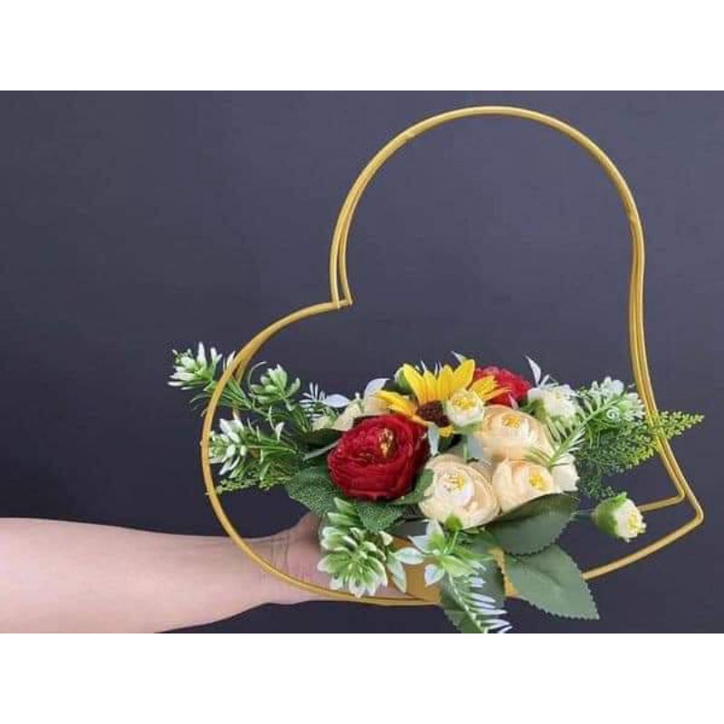 Giỏ Cắm Hoa - giỏ sắt cắm hoa tươi, hoa lụa , hoa sáp size 30 cm(không kèm hoa)