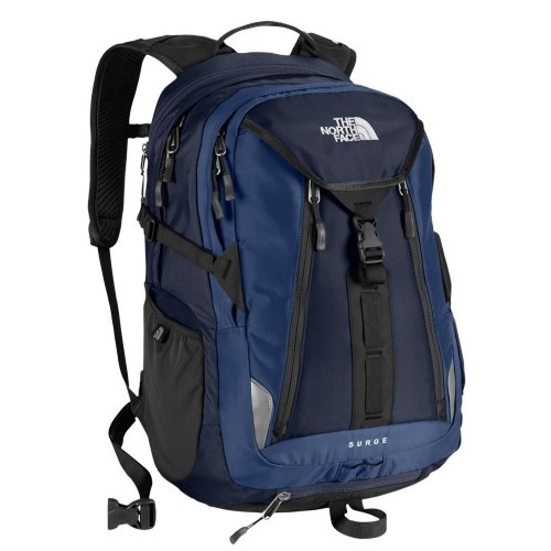 Balo du lịch cỡ lớn The North Face Surge nhiều ngăn rộng rãi để được rất nhiều đồ mang đi du lịch 3 đến 4 ngày, chất liệu vải chống thấm nước, có ngăn laptop 15 inch