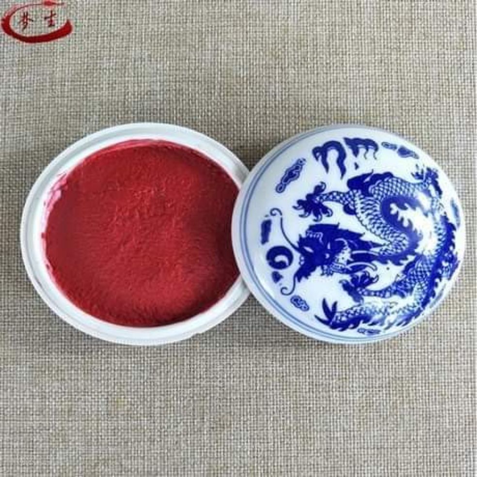 Mực dấu chu sa. Dùng cho ấn triện thư pháp, thư họa.. Hộp sứ