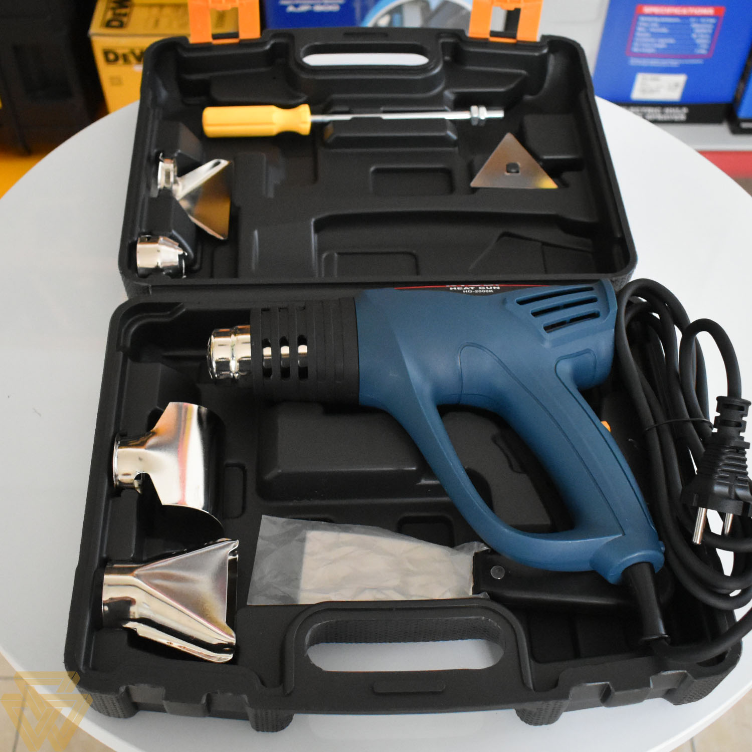 [HCM]Máy Thổi Hơi Nóng 2000W Ryobi HG-2000K