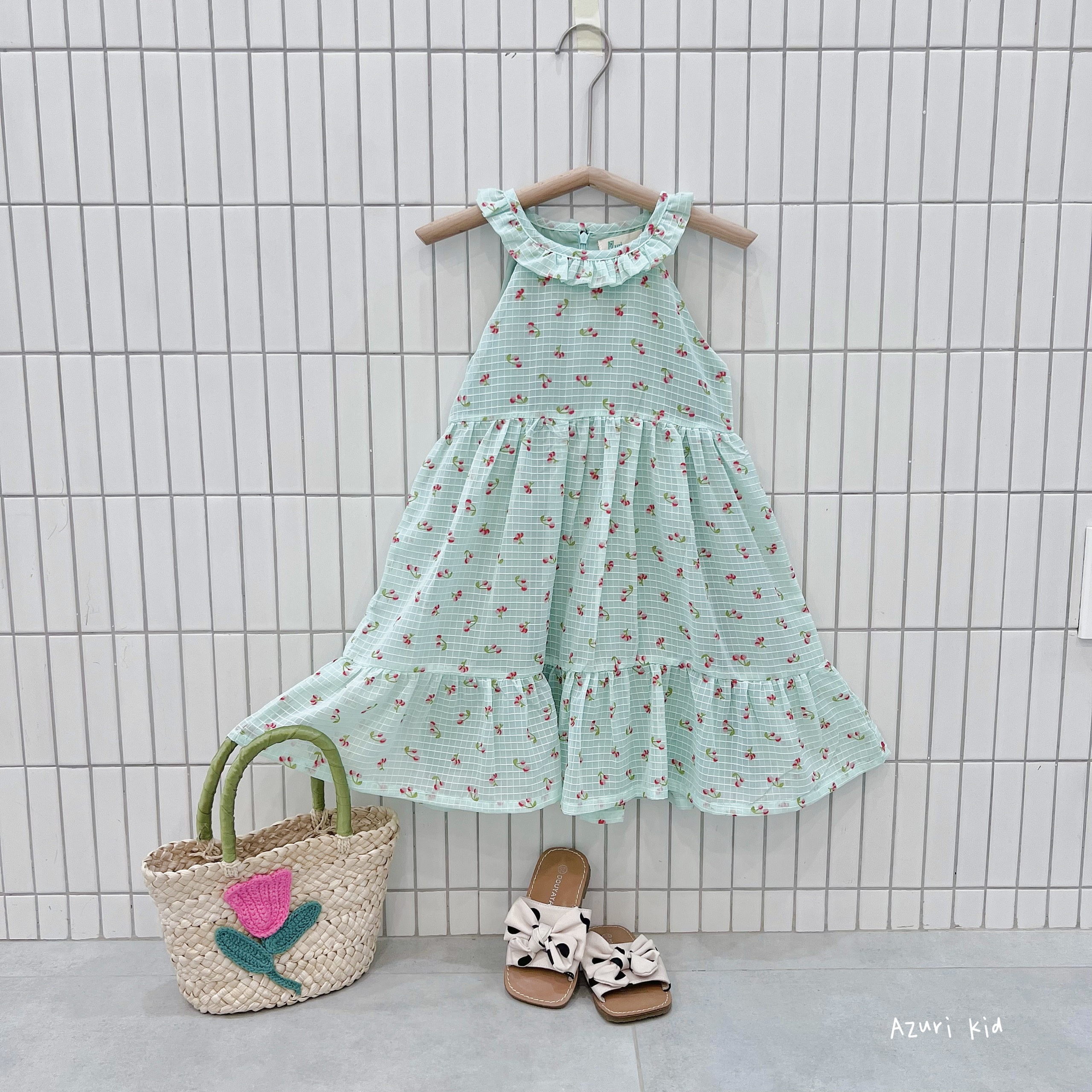 [NEW ARRIVAL] ĐẦM BÉ GÁI MAXI CỔ YẾM VOAL Ô