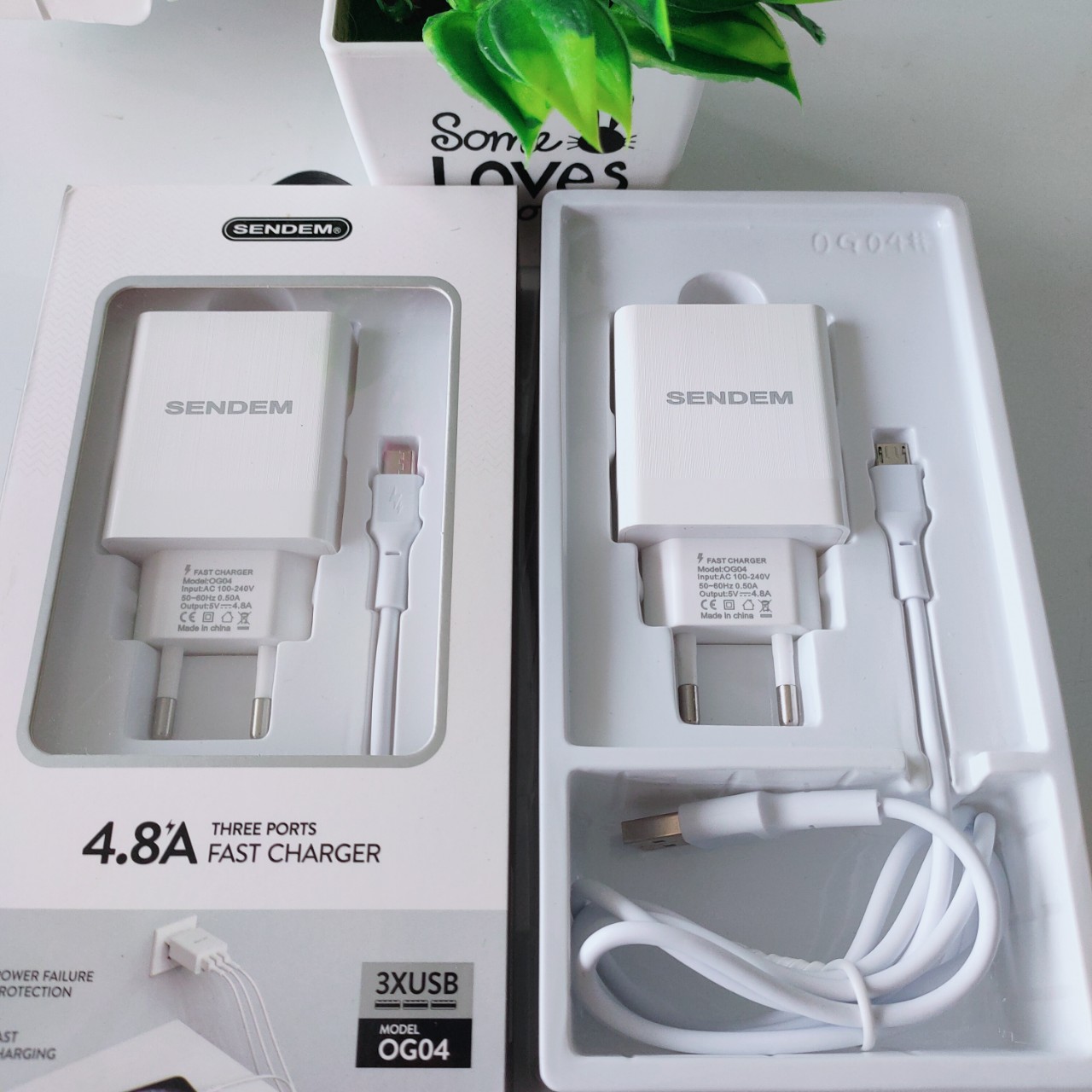 CỦ + CÁP SẠC NHANH SENDEM OG04 – SẠC  4.8A 3 CỔNG USB Lightning + Micro USB + Type C
