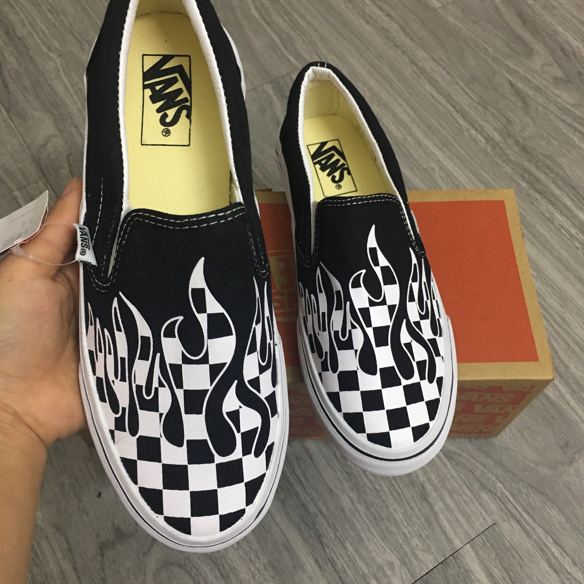[TẶNG HỘP] Giày vans slip on caro lửa ĐEN TRẮNG