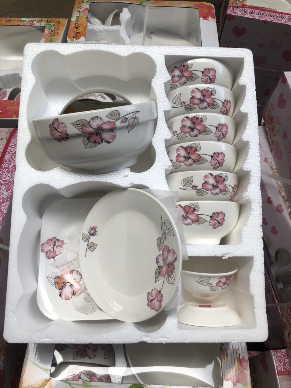 Bộ Đồ Ăn Cao Cấp 11 Món :Bát, Đĩa, Tô, Chén Gốm Sứ