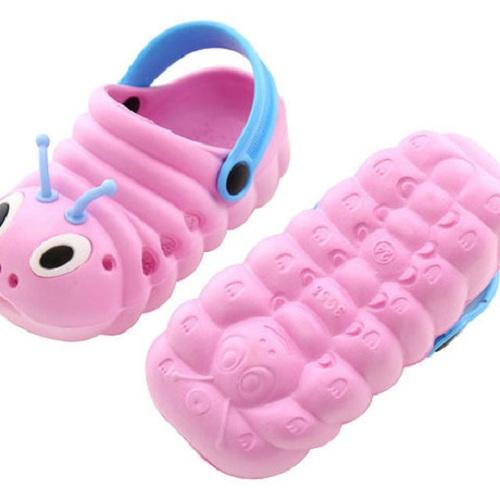 Dép sục nhựa con sâu cho bé
