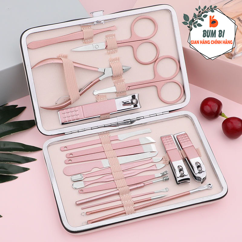 Bộ cắt móng tay cho bé và cả gia đình, bộ cắt móng tay 18 món dũa móng, bấm móng, kéo cắt tỉa lông mày kèm hộp đựng bằng da màu hồng siêu xinh - BUMSTORE