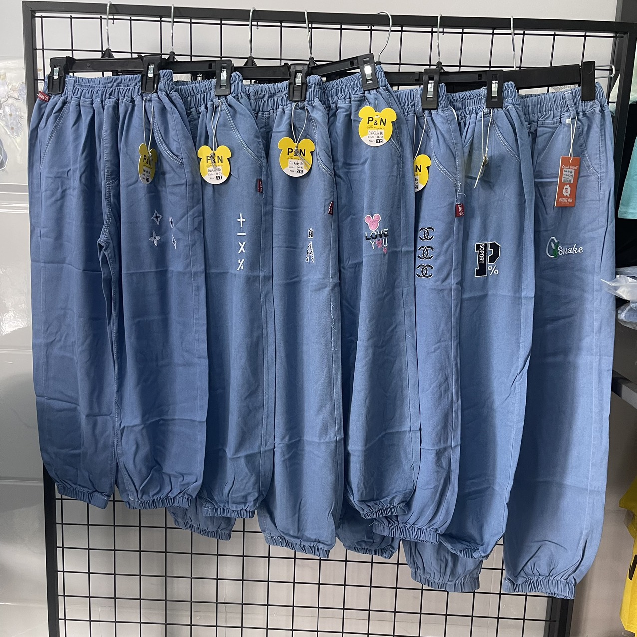 Quần bò giấy jean dài bo gấu/ xuông rộng thời trang cực xinh cho bé gái 18-40kg