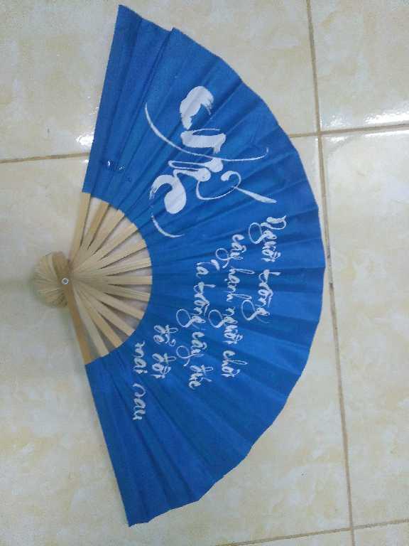 Quạt vải Huế