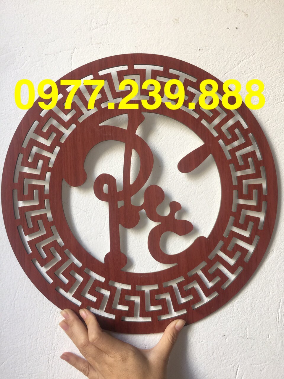 chữ phúc bằng alu màu cánh dán