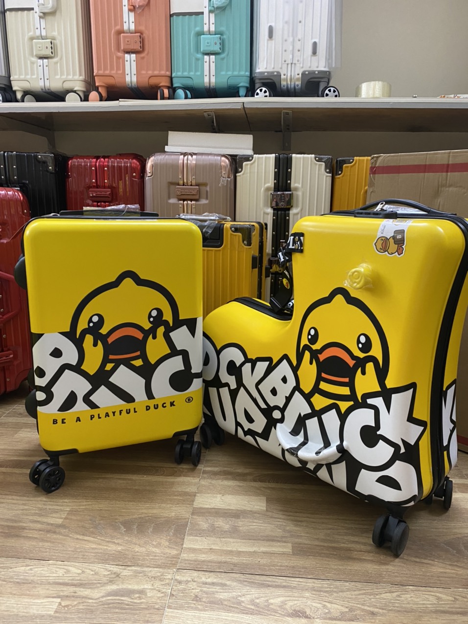 VALI BDUCK DÁNG ĐỨNG SIZE 20-24