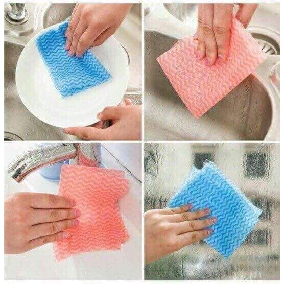 Cuộn giấy lau đa năng thấm dầu.