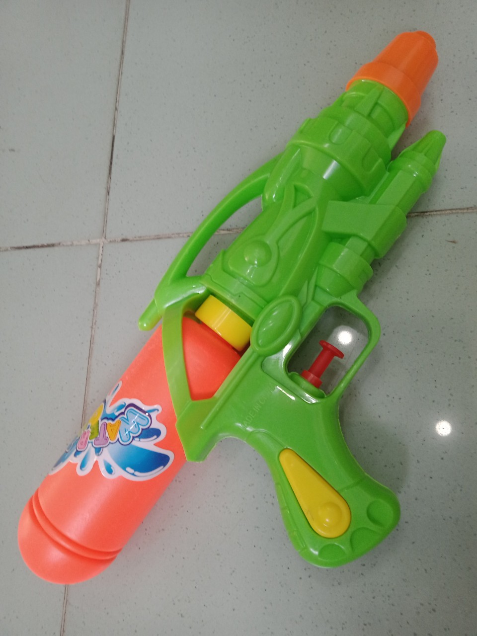 Súng nước đồ chơi cho bé loại lớn 25 cm