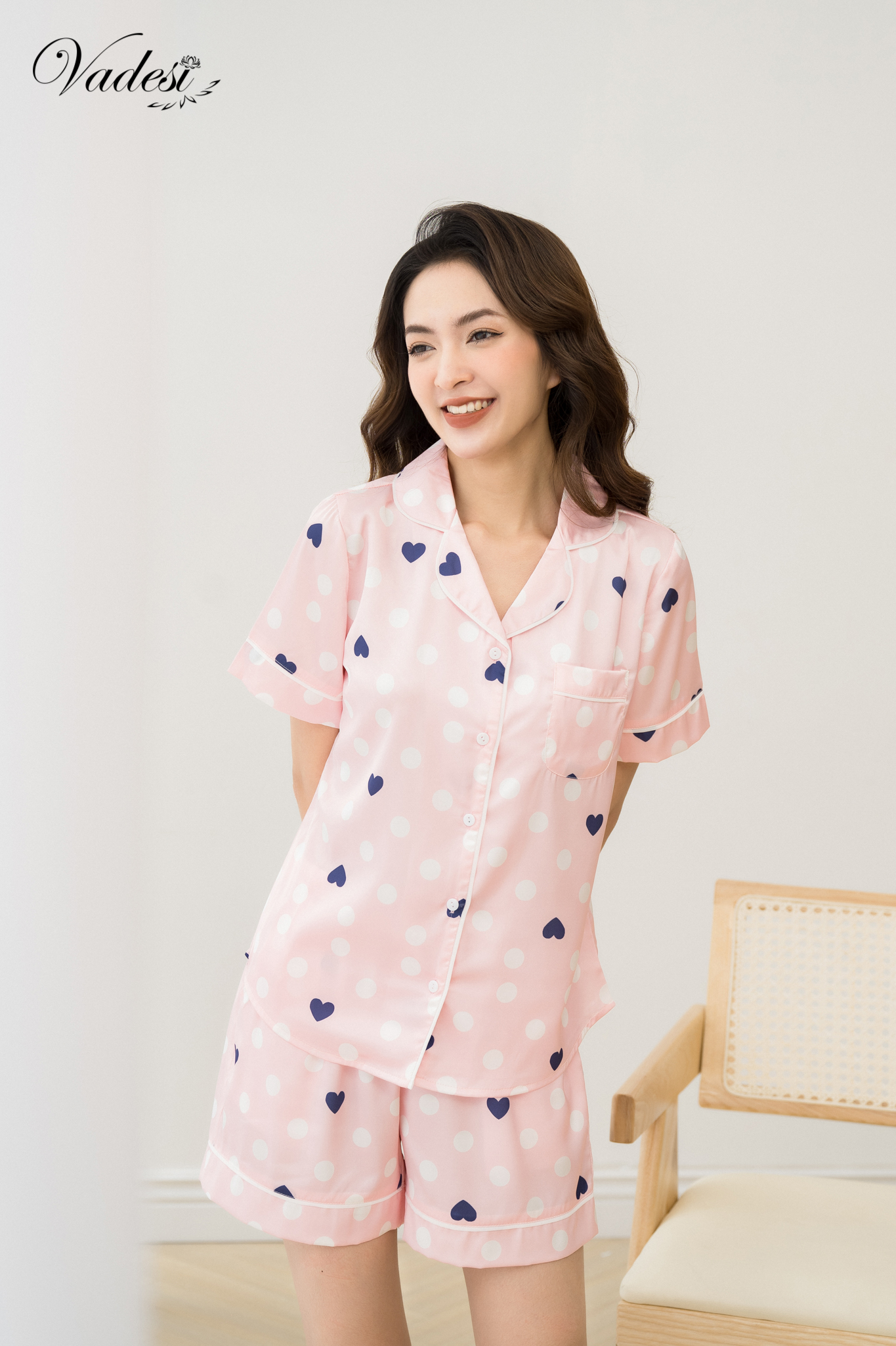Đồ bộ pijama vadesi đùi cộc nữ lụa tơ hàn cao cấp thoáng mềm mát nhẹ nhiều họa tiết sang đẹp