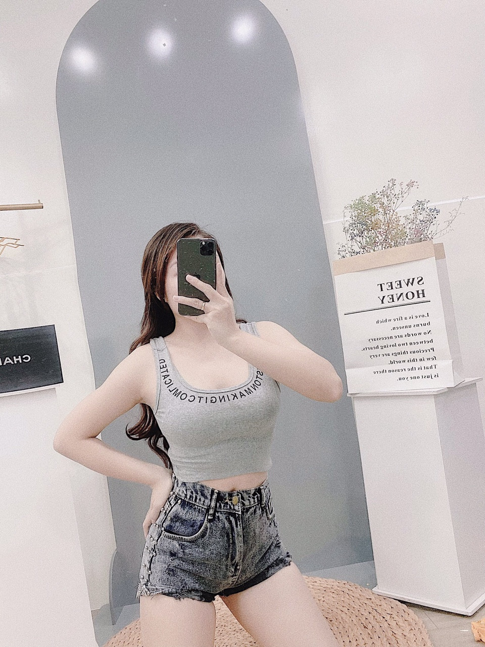 Áo croptop 3 lỗ cổ vuông ngày hè mát mẻ TTSA0239