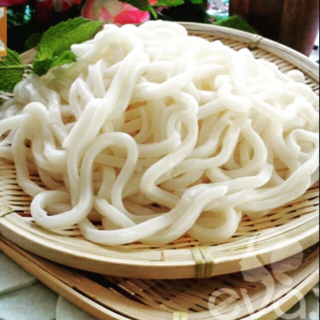 Bịch 1Kg Mỳ Udon Tươi Samlip Hàn Quốc (Gồm 5 Gói 200 Gram) 삼립) 후레쉬 우동 200g