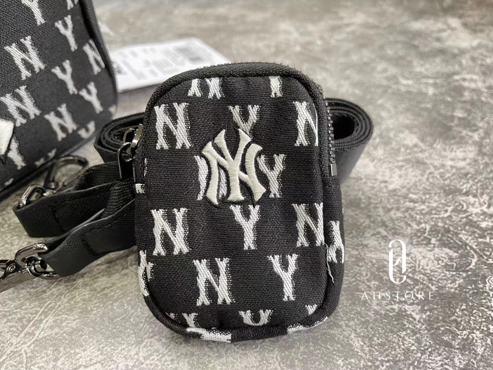 [Có sẵn] [Giá hủy diệt] [Ảnh thật] [MLB] Túi đeo chéo phom chữ nhật Monogram NEW - ĐEN