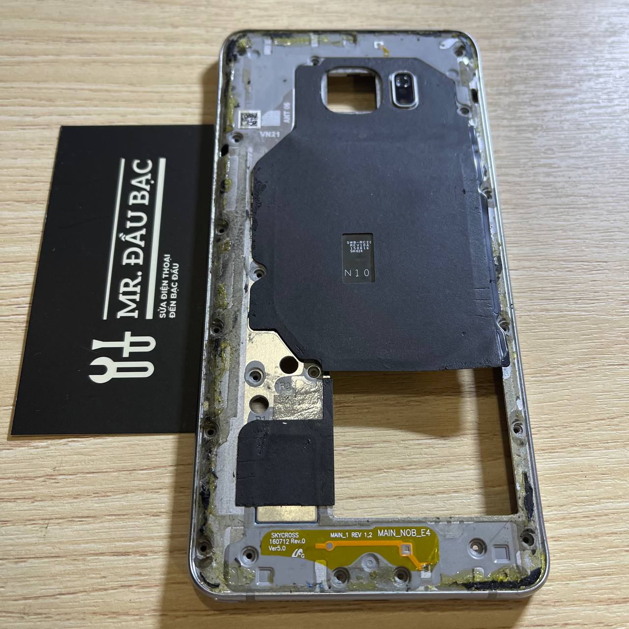 Khung sườn điện thoại Samsung Galaxy Note 5/ Cáp nút nguồn ,volume điện thoại Samsung Galaxy Note 5 màu bạc