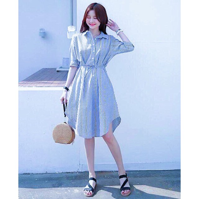 Đầm sơ mi sọc tà tròn